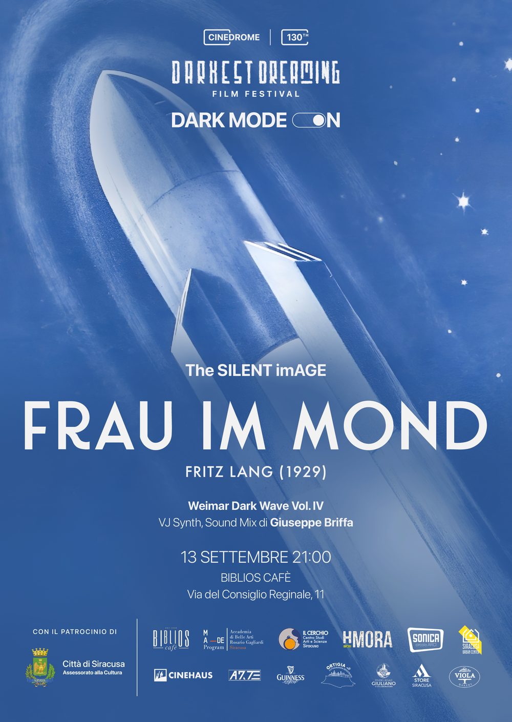 Frau im Mond